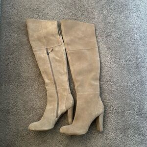 WHITE HOUSE/ BLACK MARKET Woman’s Over Knee Boots